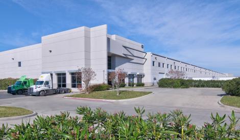 5 million square feet National industrial platform High quality, diverse tenant base A company with a compelling history