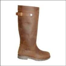 Countryside Footwear Gatwick - These genuine DIN Leather Boot is ideal for outdoor activities.