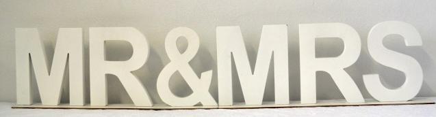 Qty: 3 units Description: Mr & Mrs sign