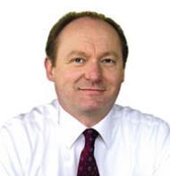 Biographies Martin Andrew Chief Executive Officer Martin joined Close Brothers in 2 and has been CEO of the Asset Management division since 28.