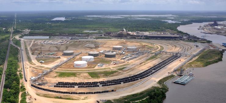 Growth Projects Export/import fuel terminal 50/50 joint venture with Jefferson Gulf Coast Partners at Jefferson s existing Beaumont, Texas terminal $55 million development cost: ethanol storage of