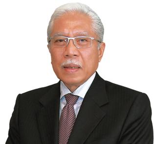 DIRECTORS PROFILE DATO HJ ZAINAL ABIDIN PUTIH Independent Non-Executive Chairman Dato Hj Zainal Abidin Putih, a Malaysian aged 67, was appointed Chairman of L&G on 1 June 2010.