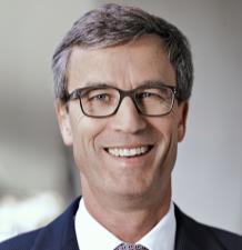 com Co-Leader German-speaking Switzerland Matthias Schweighauser