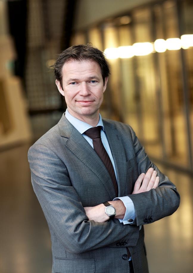 Introduction CFO Pieter Roozenboom Age 41 Nationality Dutch 2010 2013 CEO Merin (former Uni-Invest Holding) a.o. restructuring CMBS, equity and syndicated mezzanine loan, new strategy and businessplan 2006 2010 CFO Uni-Invest Holding a.