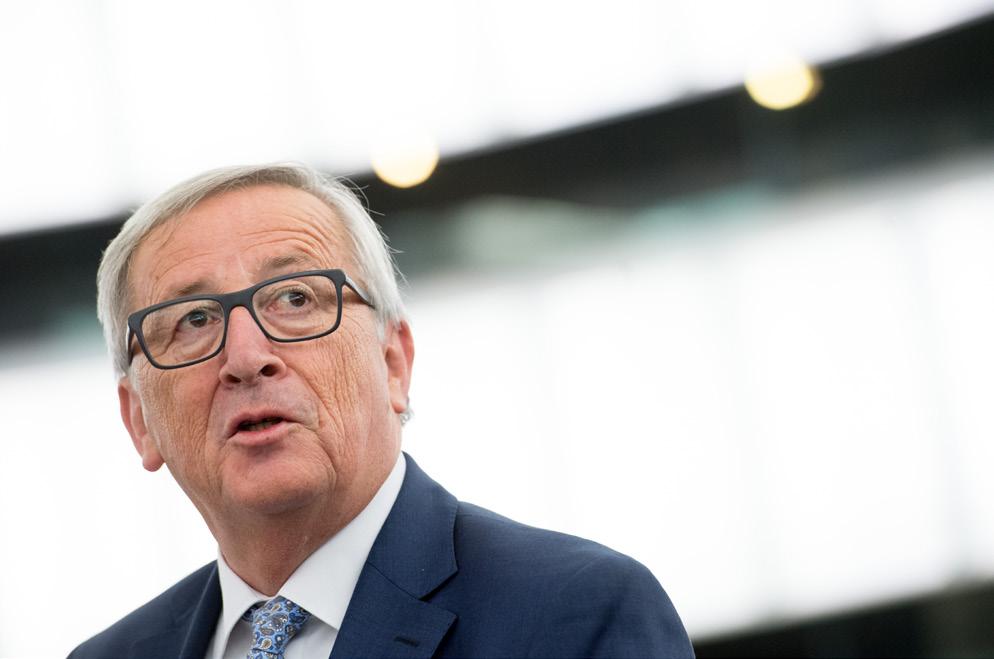 214 219 EUROPEAN COMMISSION SCOREBOARD 4 Q.1 86% ON A SCALE OF 1, WHERE IS POOR AND 1 IS EXCELLENT, HOW DO YOU RATE THE OVERALL PERFORMANCE OF THE JUNCKER COMMISSION?
