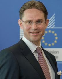 214 219 EUROPEAN COMMISSION SCOREBOARD 8 JYRKI KATAINEN 5 1% Vice-President Jobs, Growth, Investment and Competitiveness 34.