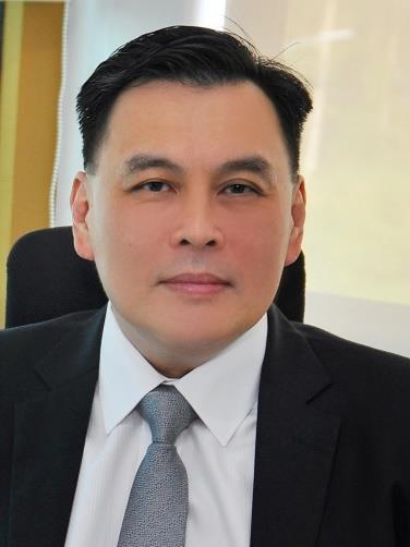 com PROFILE Mr Soh Lieh Sieng is a consummate construction industry expert, having spent 25 years working for contractors, consultants and employers throughout the United Kingdom, Europe, Asia